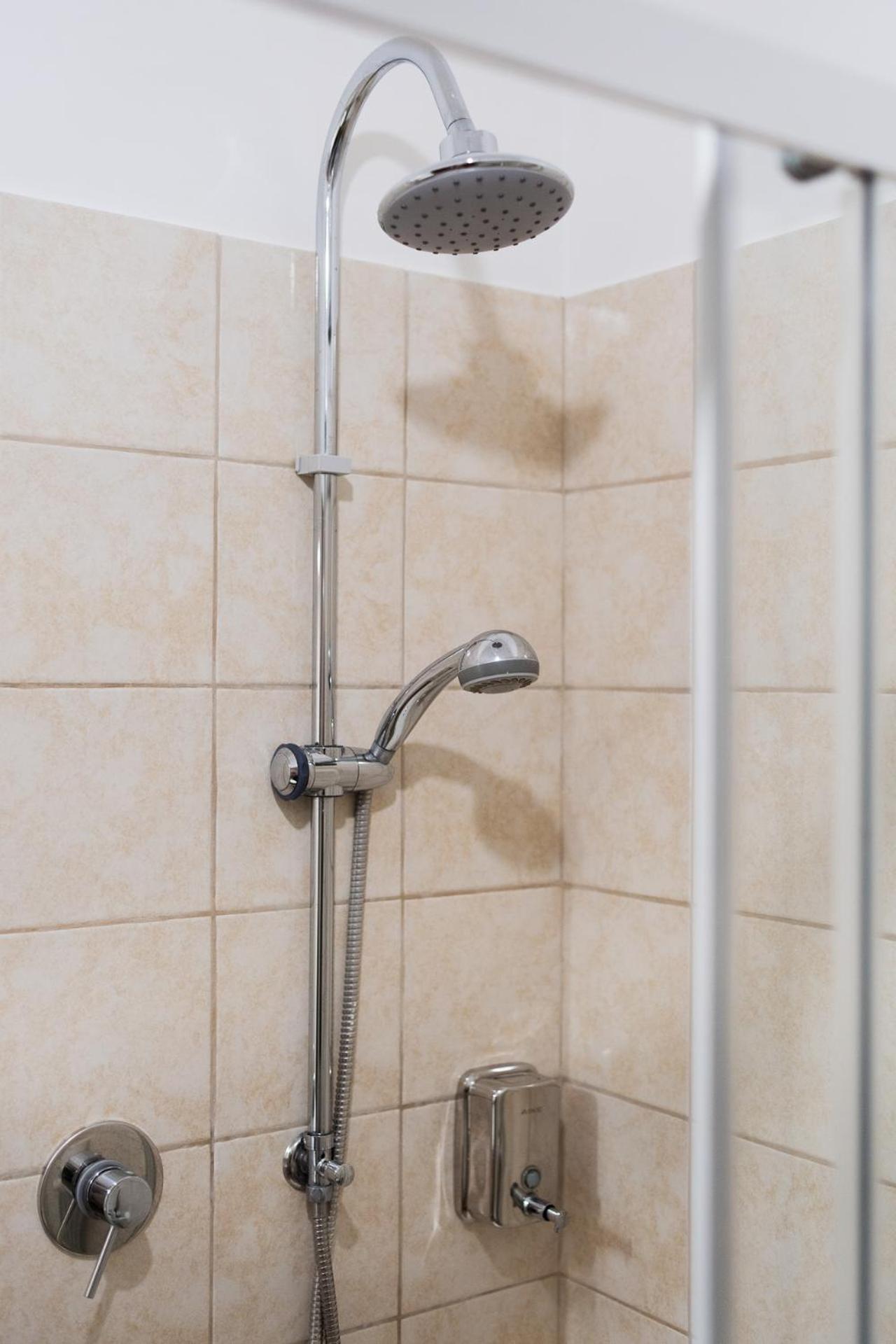 Vaticano - 3 Bagni - 11 Posti - 200mq - 7 Letti - Wifi * Rom